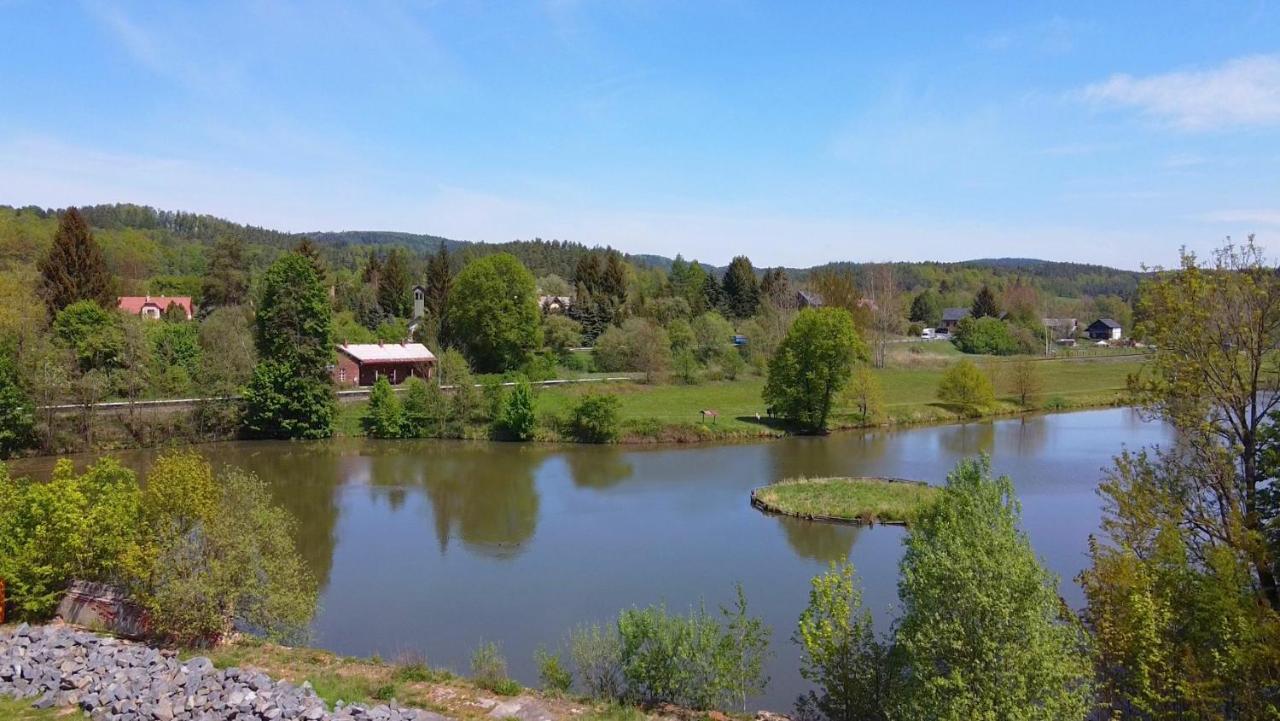 Jablonné v Podještědí Penzion A Restaurace Lemberk מראה חיצוני תמונה