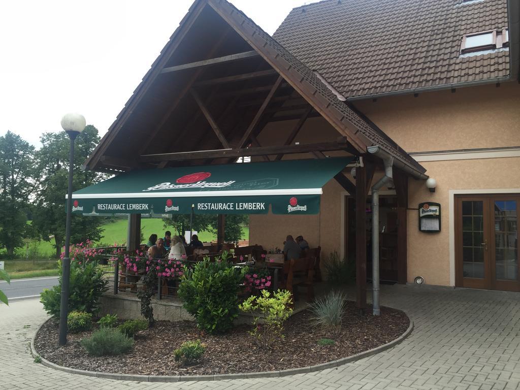 Jablonné v Podještědí Penzion A Restaurace Lemberk מראה חיצוני תמונה